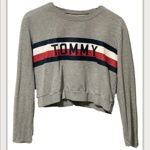 Tommy Hilfiger Long sleeved crop top